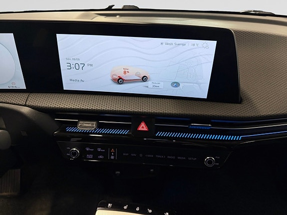Kia EV6 12 of 23