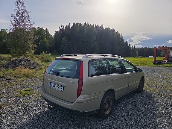 Citroen C5 2 of 4