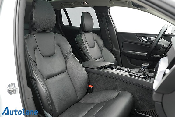 Volvo V60 Cross Country 20 of 30