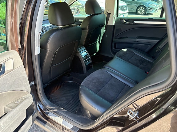 Skoda Superb 5 of 10