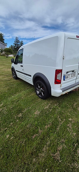Ford Transit Connect 3 of 7