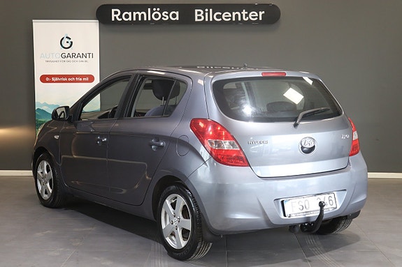 Hyundai i20 13 of 21