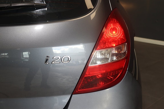 Hyundai i20 10 of 21