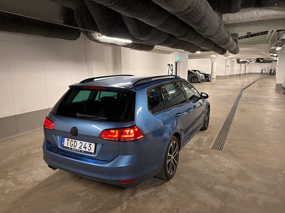 Volkswagen Golf VII 5 of 10