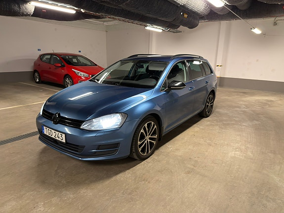 Volkswagen Golf VII 2 of 10