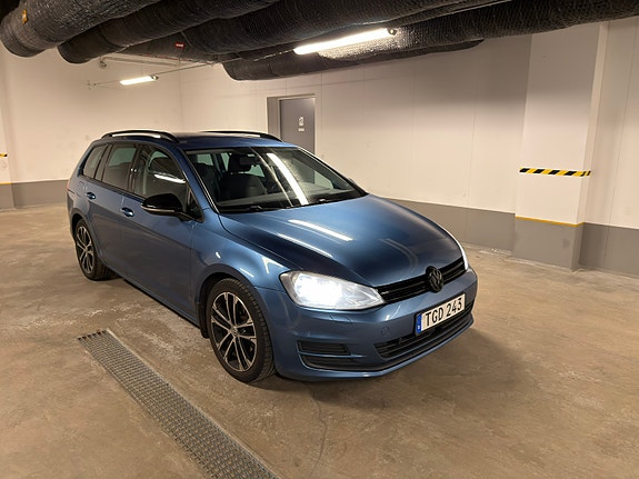 Volkswagen Golf VII 3 of 10