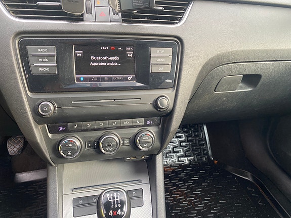 Skoda Octavia 8 of 9