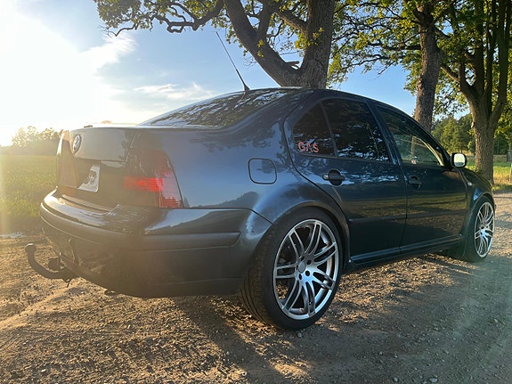 Volkswagen Bora 5 of 7