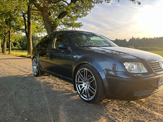 Volkswagen Bora 6 of 7