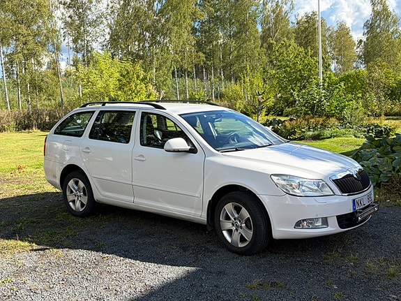 Skoda Octavia 5 of 10