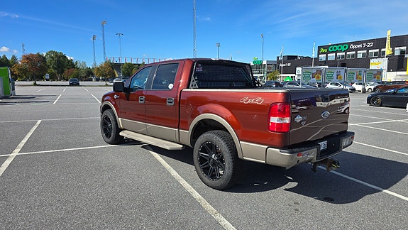 Ford F-150 3 of 18
