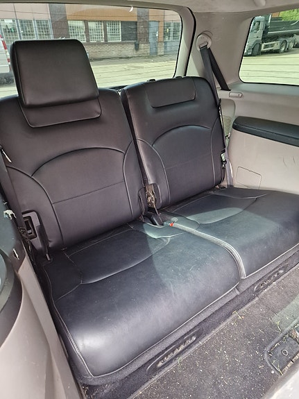 Mitsubishi Grandis 8 of 8