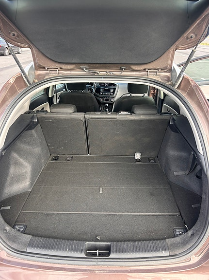Kia Ceed 6 of 18