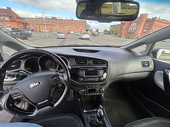 Kia Ceed 13 of 18