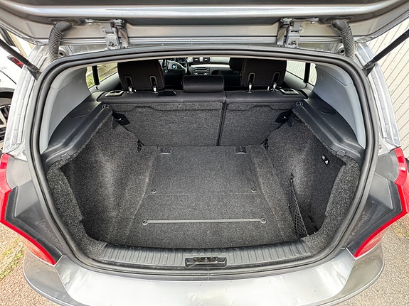 BMW 118d 5 of 5