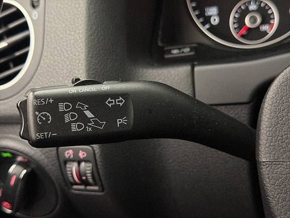 Volkswagen Golf Plus 18 of 29
