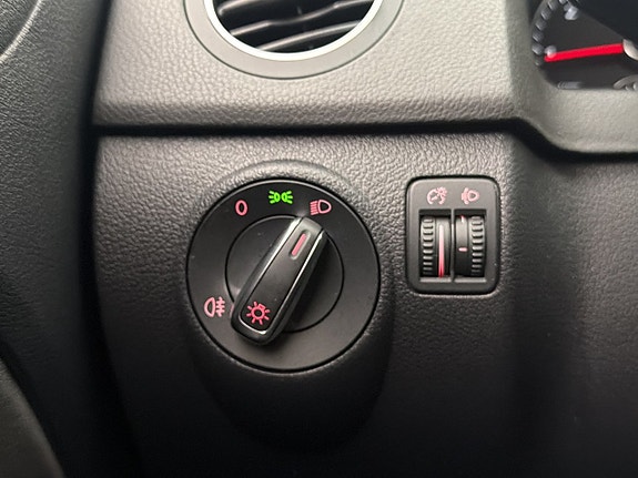 Volkswagen Golf Plus 24 of 29
