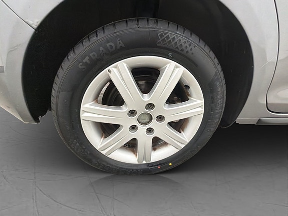 Volkswagen Golf Plus 28 of 29