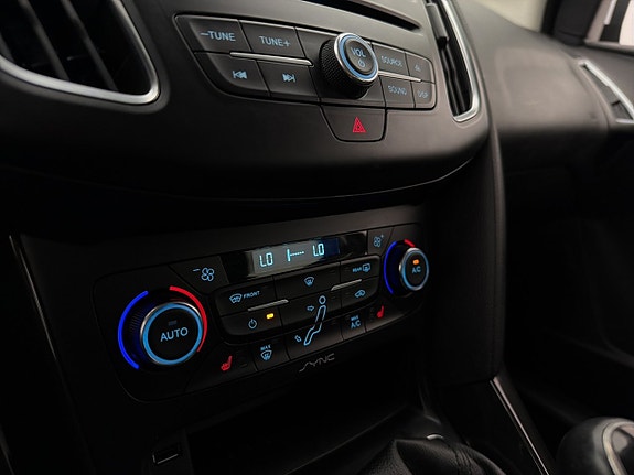 Ford Focus 19 of 30