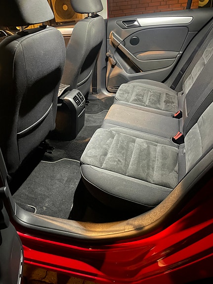 Volkswagen Golf VI 4 of 13