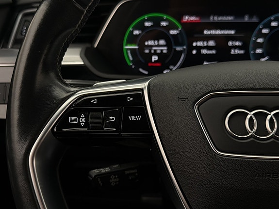 Audi e-tron 16 of 30