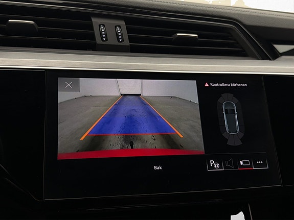 Audi e-tron 19 of 30