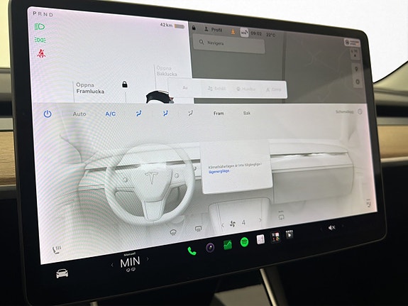 Tesla Model 3 21 of 30