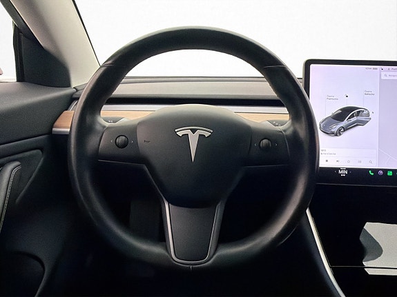 Tesla Model 3 14 of 30