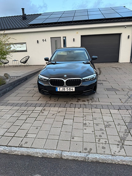 BMW 520d 2 of 7