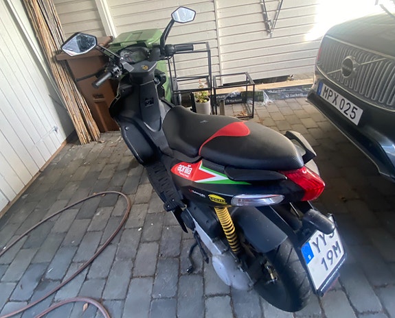 Aprilia Aprilia SR 50 Racing 4 of 4
