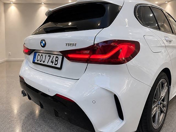 BMW 118i 8 of 22