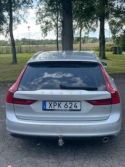 Volvo V90 4 of 8