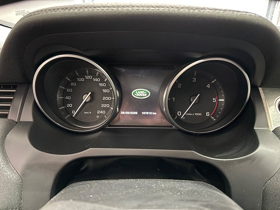 Land Rover Range Rover Evoque 17 of 19