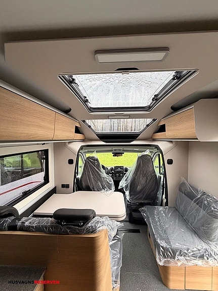 Adria Coral SELECT 670 SL - Fiat MultiJet3 140HP (103kW) HD 35L 16 of 27