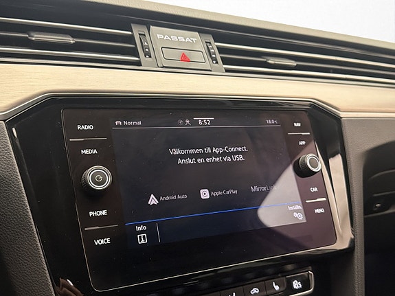 Volkswagen Passat Alltrack 19 of 30