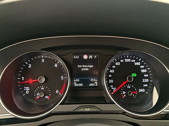 Volkswagen Passat Alltrack 14 of 30