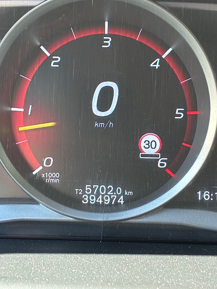 Volvo V70 8 of 8