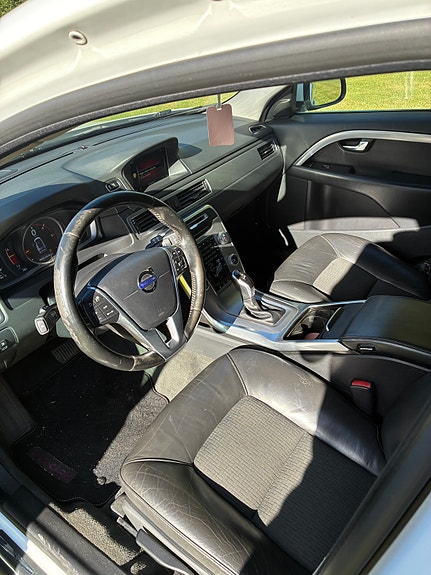 Volvo V70 6 of 8