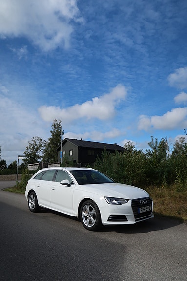 Audi A4 10 of 14