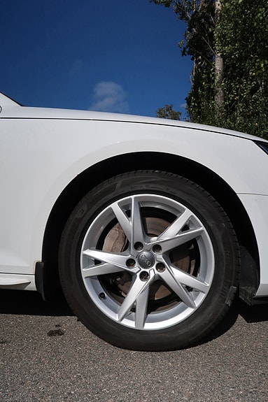 Audi A4 7 of 14