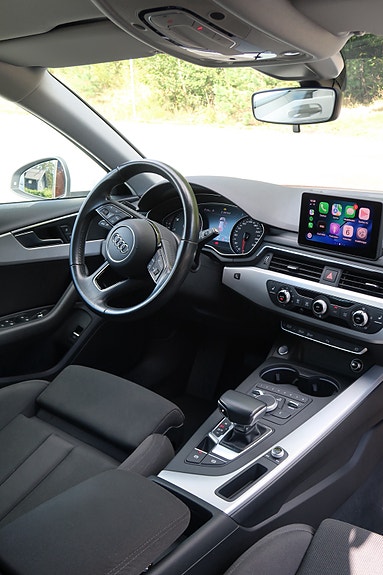 Audi A4 11 of 14