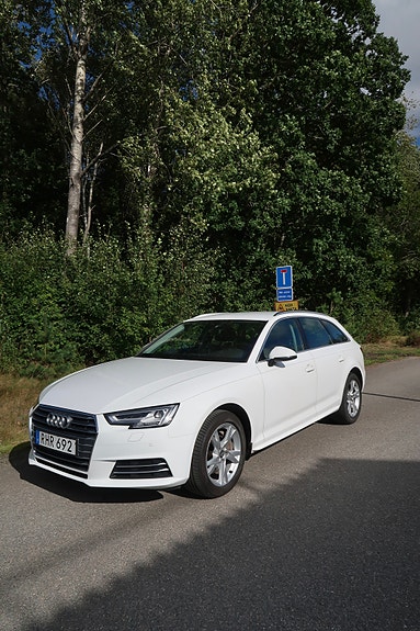 Audi A4 4 of 14