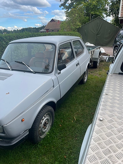 Fiat 127 3 of 8