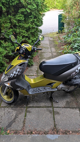 Kymco Super 9 sport 2 of 6
