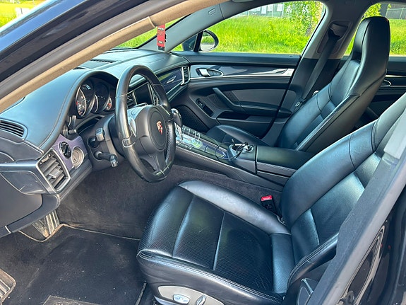 Porsche Panamera 9 of 13
