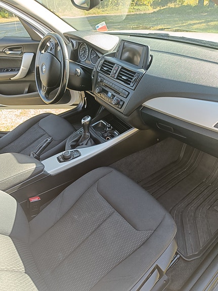 BMW 116d 6 of 6