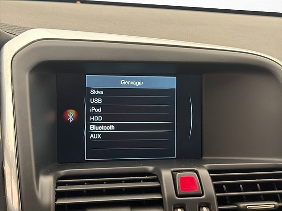 Volvo XC60 24 of 30