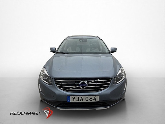 Volvo XC60 2 of 30