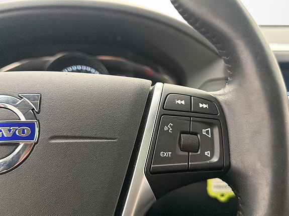 Volvo XC60 19 of 30