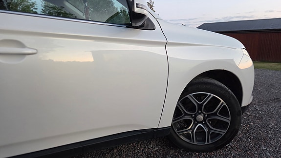 Mitsubishi Outlander 15 of 19